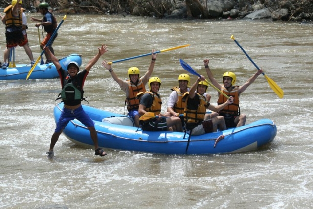 Aventura de rafting.jpg